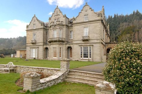 Baskerville Hall, Jacobean Architecture, Jacobean Style, Second Wife, Victorian Houses, Scenic Design, Architectural Inspiration, Style House, Country Living