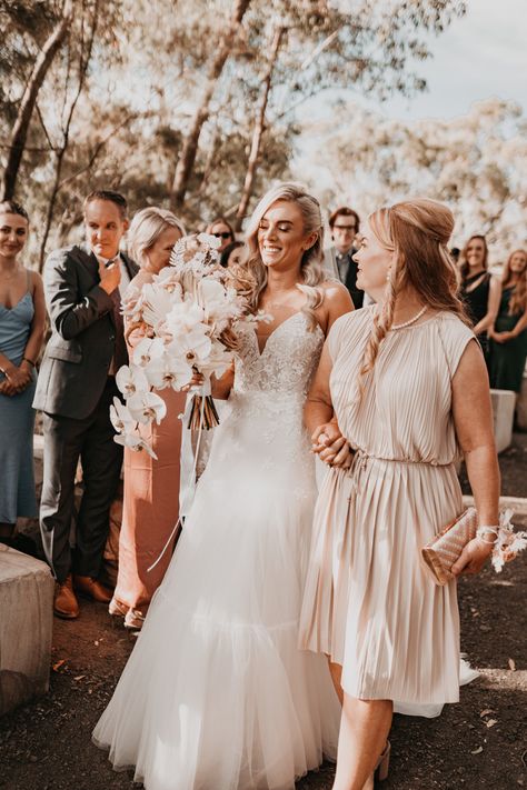 Cliff Wedding, The Isle, Walking Down The Aisle, Photography Inspo, Future Wedding, Mother Of The Bride, The Bride, Our Wedding, Dream Wedding