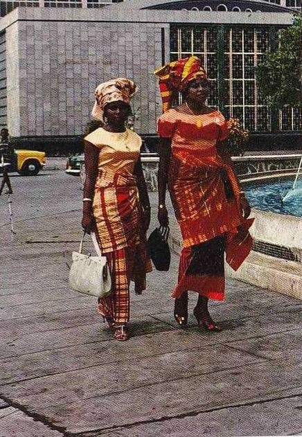 The Blacker The Berry, African Photography, African Life, I Love Being Black, African Royalty, Vintage Black Glamour, Nigerian Styles, African People, African Inspired Fashion