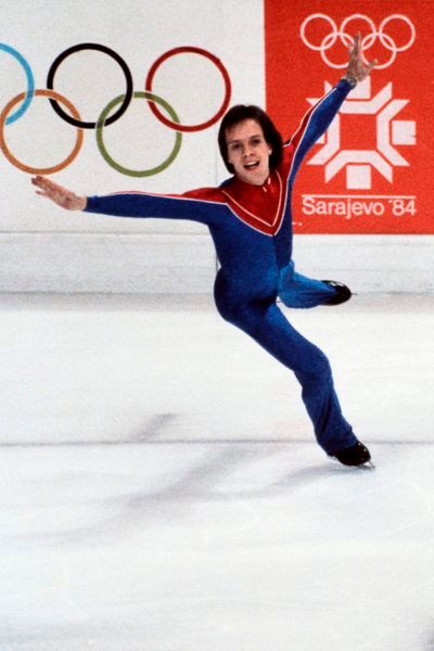 Olympic figure skater Scott Hamilton, born in Toledo, Ohio Olympic Figure Skating, 1984 Winter Olympics, Scott Hamilton, Male Figure Skaters, 1984 Olympics, Figure Skating Costumes, Sports Figures, Olympic Champion, The Olympics