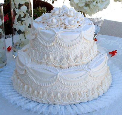 Ambrosia Cake, Old Fashioned Wedding, Nice Cake, Fancy Wedding Cakes, White Wedding Cakes, Wedding Cakes Vintage, Elegant Wedding Cakes, Pretty Birthday Cakes, Elegant Cakes