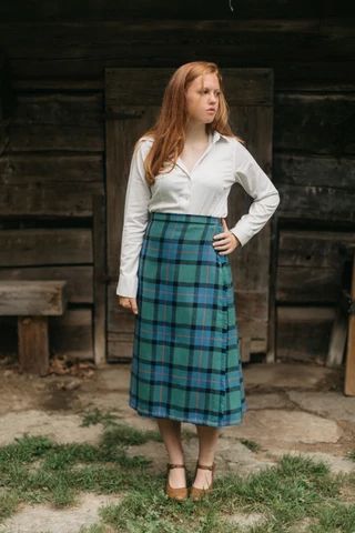 Kilt Pattern, Kilt Jackets, Vest Sewing Pattern, Argyle Socks, Kilt Skirt, Scottish Kilts, Sewing Bee, Knitted Vest, Sewing Blogs