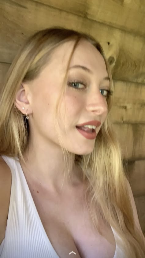 Sophia Diamond, Corinna Kopf, Style Artist, Art Station, Platinum Blonde, Top Secret, Design Reference, Beauty Style, Sweet Girls