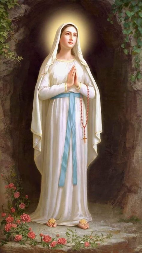 Mother Mary Wallpaper, Immaculate Mary, Mother Of Christ, Mother Mary Pictures, Blessed Mother Statue, Jesus Mother, Virgin Mary Art, Mother Mary Images, Catholic Pictures