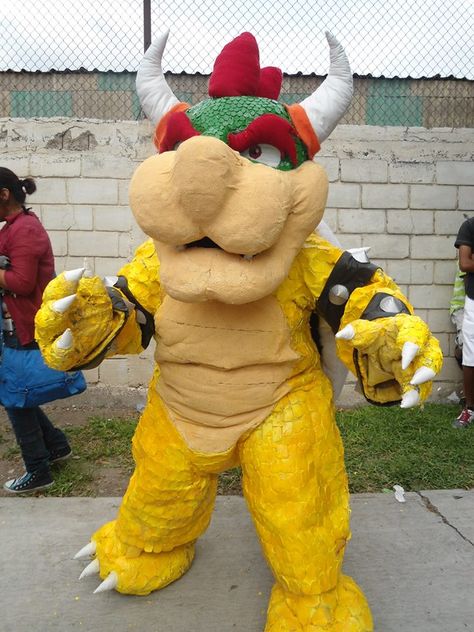 Bowser Version Koopa cosplay  Denki Koopa Cosplay Bowser Cosplay, Super Mario Bros Costumes, Mario Bros Costume, Bowser Costume, Villain Dresses, Mario Cosplay, King Koopa, 2023 Halloween, Game Costumes