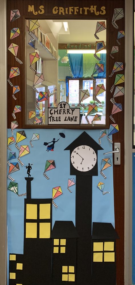 Mary Poppins Door Decoration, Mary Poppins Classroom Door, Mary Poppins Bulletin Board, Mary Poppins Classroom Theme, Mary Poppins Crafts, Mary Poppins Decorations, Book Classroom Themes, Mary Poppins Classroom, Mary Poppins Musical