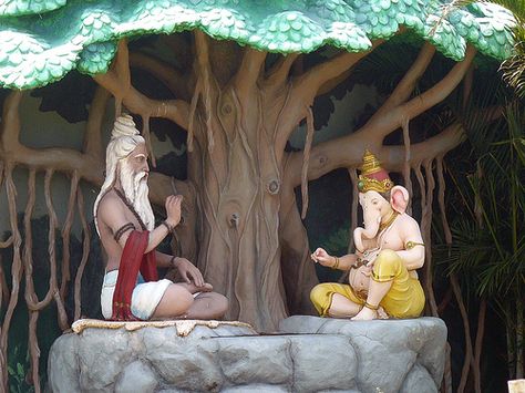 Well-Known Epic Ved Vyas, Ganesha Story, Brahmanda Purana, Temple Elephant, Arte Ganesha, Bal Hanuman, Ganesha Photos, Jai Ganesh, Angel Illustration