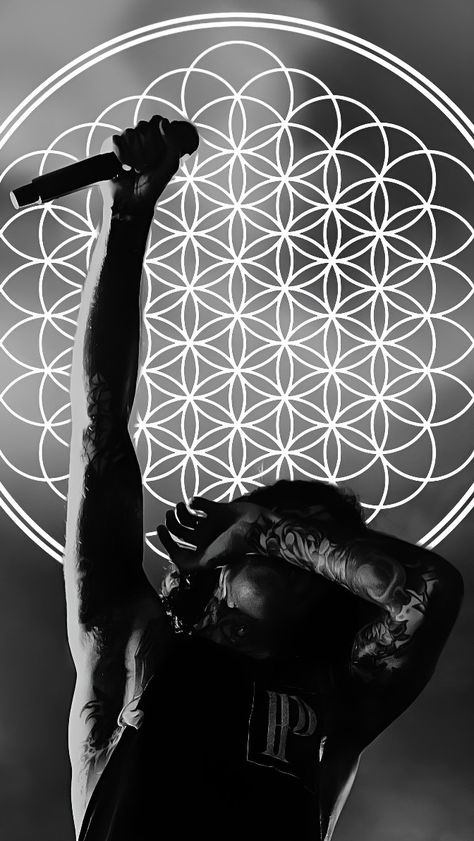 Oliver Sykes Wallpaper Aesthetic, Oli Sykes Wallpaper, Ollie Sykes, Oliver Skyes, Laptop Background, Body Positivity Art, Oli Sykes, Oliver Sykes, Positive Art