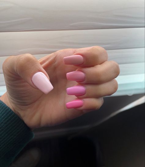 Multi Colored Pink Nails, Multi Pink Nails, Multi Colored Nails, Colored Acrylic, Acrylic Set, Spring Nail, Simple Nail Designs, Nails Inspo, Coffin Nails