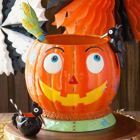 Stephen Brown on Instagram: “Patches The Punchbowl With Crowie Cups!✨🎃✨ #Glitterville #Halloween” Glitterville Halloween, Pumpkin Painting Party, Pumpkin Bowl, Punch Bowls, Fitz And Floyd, Painted Pumpkins, Fall Thanksgiving, Autumn Home, Halloween Treats