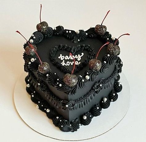 Nails Gothic, Gothic Cake, Quince Cake, Minimalist Cake, Aesthetic Cake, Vintage Cakes, 21 Birthday, Pretty Birthday Cakes, Unique Cakes