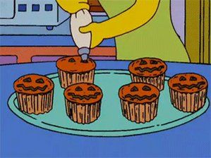 Simpsons Halloween, Halloween Gif, Spooky Szn, Halloween Vibes, Season Of The Witch, Halloween Cartoons, Spooky Scary, Halloween Cupcakes, Fall Wallpaper