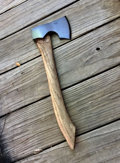 Hatchet Handle, Wood Art Projects, Cool Knives, Knife Sheath, Hammers, Axes, Bushcraft, Blacksmithing, Wood Art