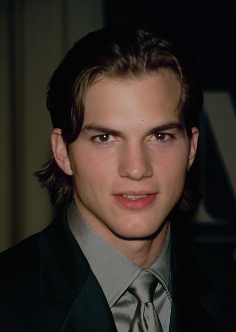 Young Ashton Kutcher, Aston Kutcher, Michael Kelso, Matthew Lawrence, 90s Actors, Ashton Kutcher, Bf Material, Actrices Hollywood, Celeb Crushes