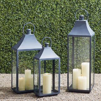 Outdoor Lantern Lighting, Walkway Lights, Brass Lantern, Dramatic Lighting, Selling Candles, Glass Lantern, Indoor Outdoor Pillows, Patio Lighting, Carriage House