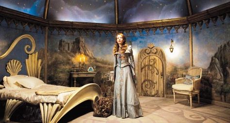 Fete et Fleur: The Secret of Moonacre Secret Of Moonacre, The Secret Of Moonacre, Dakota Blue Richards, Arte Van Gogh, Veronica Roth, Fire Nation, Fantasy Movies, Movie Costumes, Period Dramas