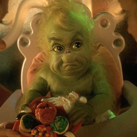 Baby Grinch Wallpaper, Grinch Wallpaper, Baby Grinch, The Grinch, Christmas Wallpaper, Grinch, Stuffed Animal, Green, Christmas