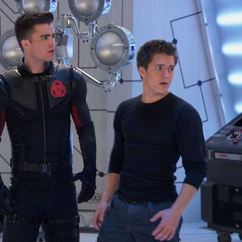 Chase And Adam Davenport, Adam Lab Rats, Chase From Lab Rats, Adam Davenport, Lab Rats Chase, William Brent, Chase Davenport, Billy Unger, Mighty Med