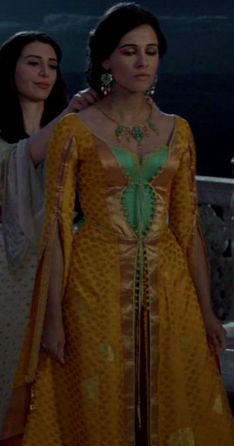 Naomi Scott Jasmine, Aladdin Film, Princess Jasmine Dress, Aladdin Costume, Disney Jasmine, Princess Movies, Jasmine Dress, Naomi Scott, Aladdin And Jasmine