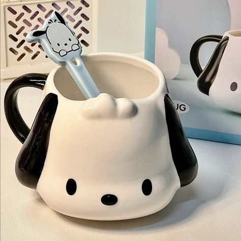 Hello Kitty Mug, Sanrio Pochacco, Cute Furniture, Tanah Liat, Pretty Mugs, Clay Diy Projects, Hello Kitty Items, Clay Art Projects, Cute Cups