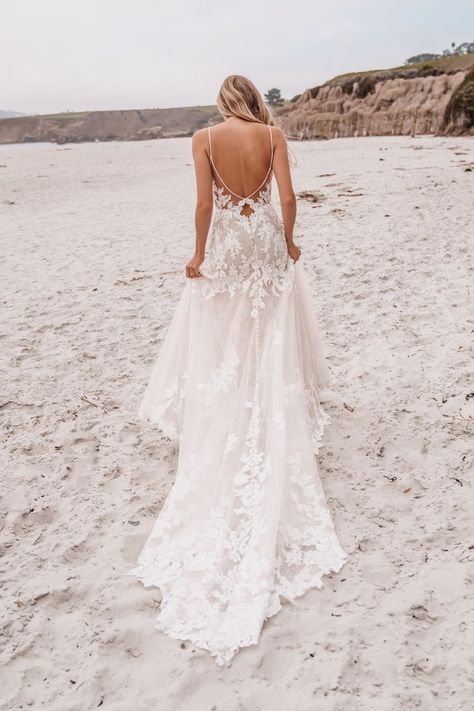 Style: C631 | Allure Bridals Romantic Beach Wedding Dress Simple, Boho Glam Wedding Dress, Allure Bridal Couture, Beachy Wedding Dress, Wedding Mermaid, Beaded Edging, Wedding Dress Backs, Wedding Dress Size 10, Allure Couture