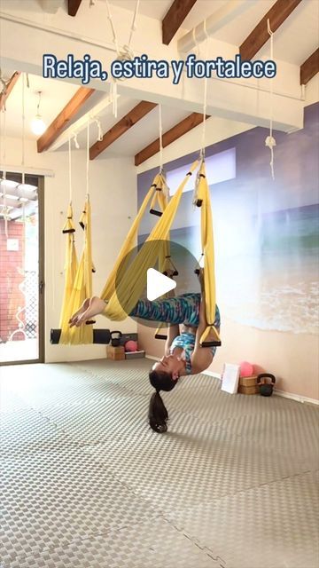 Yoga Trapeze Poses, Aero Pilates, Anti Gravity Yoga, Flying Yoga, Yoga Trapeze, Air Yoga, Yoga Friends, Aerial Yoga, Yoga Flow