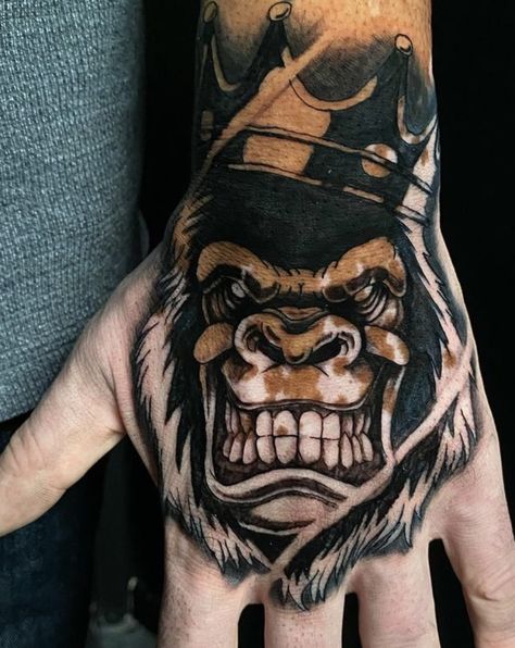 Gorilla King Tattoo, Monkey Hand Tattoo, Tattoo Aesthetic Hand, Gorilla Hand Tattoo, Tattoo Designs Baddie, Aesthetic Hand Tattoo, Cool Hand Tattoos, Realism Tattoo Sleeve, Black Work Tattoo