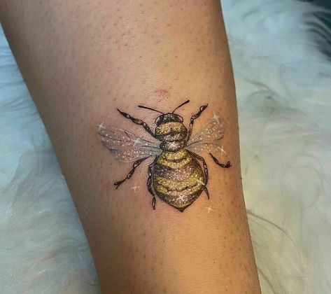 40 Unique And Cool Glitter Tattoos Insect Tattoo, Fire Tattoo, Gaming Tattoo, Cute Small Tattoos, Glitter Tattoo, Bee Tattoo, Japanese Tattoo Art, Tattoo Flash Art, Tattoo Work