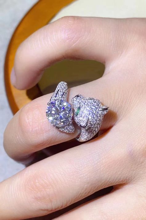 2 Carat Moissanite Adjustable Animal Ring https://fitggins.com/products/2-carat-moissanite-adjustable-animal-ring FITGGINS #Hot Animal Ring, Flatlay Styling, Stylish Rings, Animal Rings, Moissanite Jewelry, Hair Accessories Jewelry, 3 Carat, Watch Necklace, 2 Carat