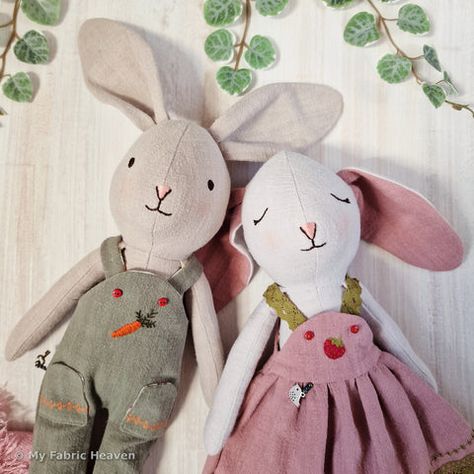 Bunny Doll Pattern Free Sewing, Sewn Bunny, Rabbit Sewing, Doll Making Patterns, Making Patterns, Toy Sewing, Simple Toys, Doll Sewing, Heirloom Gifts