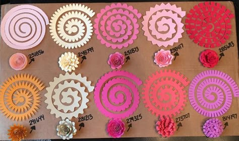 Fields Of Heather: Free Templates & Tutorials For Making Rolled & Other Small Paper Flowers Diy Paper Quilling, Cricut Flowers, Felt Flower Bouquet, Rolled Paper Flowers, Spiderman Svg, Flower Shadow, Idee Cricut, Diy Flores, Large Paper Flowers