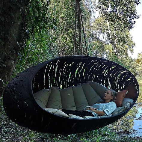 Hanging Garden Seat Pods Archives - Encompass Furniture Modern Garden Furniture, Funny Vine, Sofa Luxury, Garden Swing Seat, Swing Dancing, Garden Swing, Luxury Garden, Sofa Seat, Kew Gardens