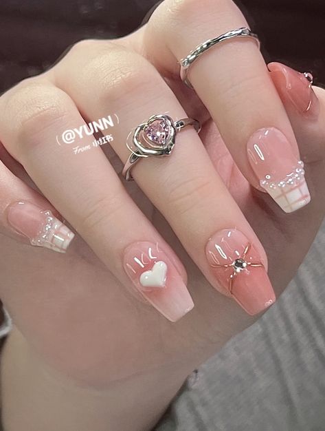 Nail Classic Designs, Korean Nails Ideas Pink, Nails Tay, Red Cute Nails Korean, Pink Gel Nails Korean, Blush Nails Korean Pink, Korean 3d Gel Nail Art, Nail Crystal Designs, Pink Wedding Nails