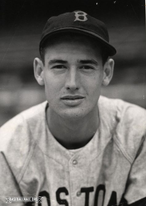 Ted Williams 1939 95th Birthday, Joining The Military, Ted Williams, Red Sox Baseball, Sport Player, Sports Hero, Sports Photos, American Heroes, Signed Photo