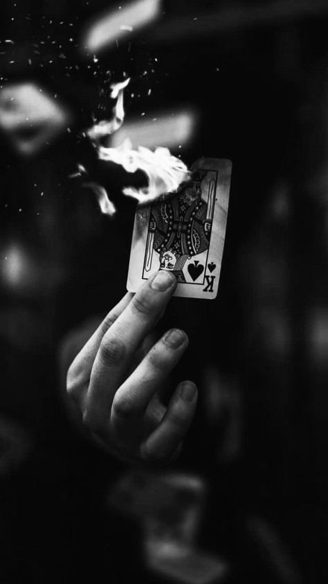 Black ⚫ Black Poker Cards Wallpaper, Playing Card Crafts, Magic Realms, Magic Illusions, Lets Play A Game, Card Photography, Makeup Game, Artwork Images, Poker Cards