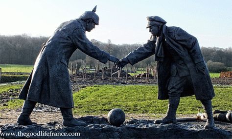 Christmas Truce Great War Ww1 Christmas Truce, Christmas Truce 1914, Christmas Truce, World History Lessons, Ww 1, Outdoors Tattoo, Western Front, Light Candles, History Lessons