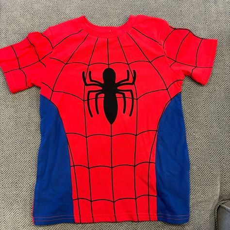 Nwt. From H&M. Spiderman Short Sleeve T-Shirt. Design On Tshirt Looks Like The Front Of Spider-Man’s Suit. Back Is Solid Red. Size 5t/6. Spider Man Tshirts, Tshirt Looks, Spiderman Shirt, Spiderman Suits, H&m Shirts, Solid Red, Men’s Suits, T Shirt Design, Shirt Design