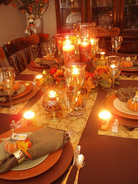 by dining delight - beautiful for any autumn meal or Thanksgiving Thanksgiving Table Settings Aesthetic, Thanksgiving Dinner Table Aesthetic, Thanks Giving Dinner Table Decor, Big Thanksgiving Dinner Table, Thanksgiving Table Aesthetic, Thanksgiving House Decor, Hosting Friendsgiving Aesthetic, Friendsgiving Aesthetic Table, Cozy Thanksgiving Aesthetic