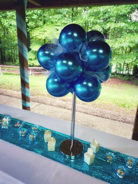 Standing Balloon Topiaries, Standing Balloon, Balloon Baby Shower Centerpieces, Balloon Topiary, Topiary Centerpieces, Balloon Centerpiece, Aisle Markers, Grad Ideas, Events Decor