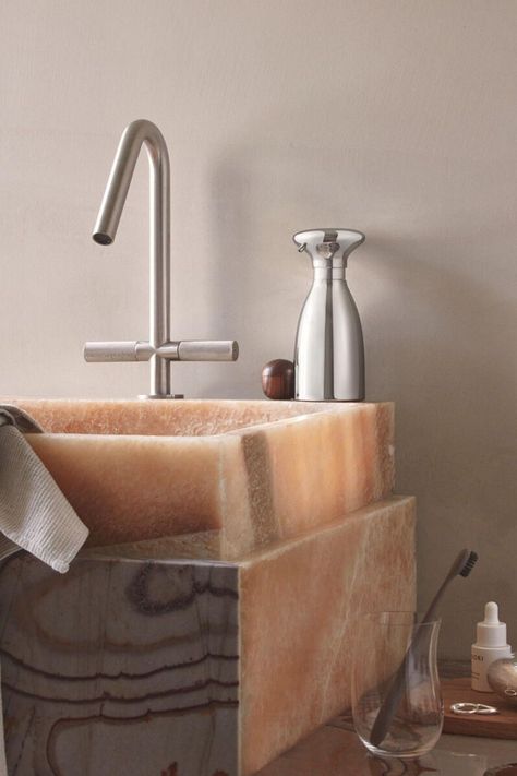 Kitchen and bathroom styling details the Scandinavian way - introducing Georg Jensen's new Alfredo soap dispenser. Soap Dispenser Design, Pump Action, Kids Pottery, Kitchen Stand, Bathroom Towel Bar, Modern Baths, Bathroom Soap Dispenser, Soap Pump, Kitchen Roll