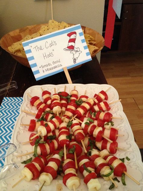 The Cats Hats - Dr. Seuss themed food Cat In The Hat Themed Snacks, Dr Seuss Inspired Food, Cat In The Hat Party Food, Dr Suess Party Food Ideas, Dr Seuss Themed Food, Cat In The Hat Birthday Party, Cat In The Hat Food, Dr Seuss Food Ideas, Birthday Food Ideas