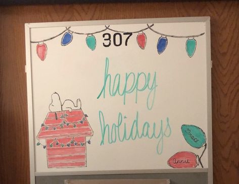 Christmas Dry Erase Board Drawings, White Board Christmas Ideas, December Whiteboard Ideas, Winter Whiteboard Ideas, December White Board Ideas, Winter White Board Ideas, Christmas White Board Drawing, Christmas Dry Erase Board Ideas, Christmas Whiteboard Art