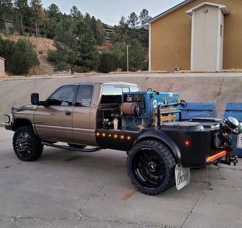 Dodge Welding Rig, Rig Welder Truck, Welding Rigs Trucks, 2nd Gen Dually, Welding Rig Trucks, Custom Truck Flatbeds, Rig Welder, Dodge Dually, 2nd Gen Cummins