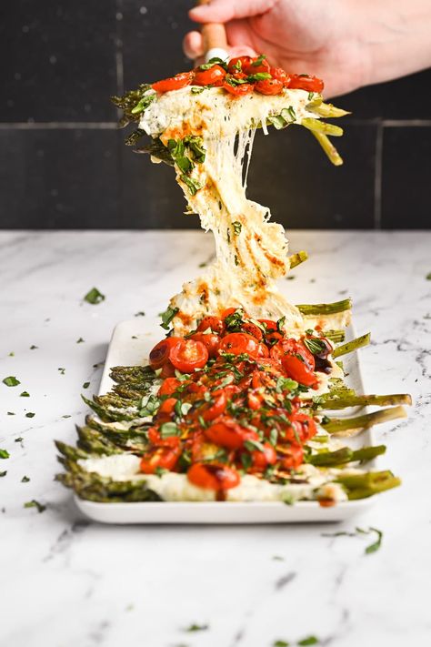 Caprese Asparagus Recipes, Caprese Roasted Asparagus Recipe, Asparagus Caprese Salad, Roasted Eggplant Caprese, Caprese Roasted Asparagus, Balsamic Asparagus Recipes, Bruschetta Asparagus, Mediterranean Asparagus, Easter Asparagus