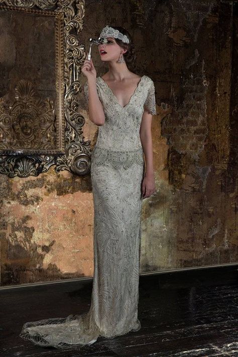 I’m blown away by today’s theatrical-inspired wedding dress feature. Gill Harvey has brought together her years of experience to create Eliza Jane Howell Bridal – and The Grand Opera Collection doesn’t disappoint. Inspiration for The Grand Opera Collection is taken from Gill’s love of opera and the vision, architecture and evocative stories of the theatre. […] Deco Wedding Dress, Art Deco Wedding Dress, Eliza Jane, Eliza Dress, 2016 Wedding Dresses, Opera Gloves, Wedding Dresses For Girls, Art Deco Wedding, Vintage Bridal