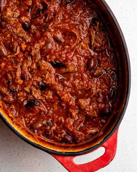 A rich and absolutely delicious slow cooked lamb ragu with olives. Perfect with your favorite pasta or serve with polenta or mashed potato. Slow Cook Lamb, Christmas Leftovers Recipes, Cook Lamb, Lamb Ragu, Christmas Leftovers, Slow Cooked Lamb, Slow Cook, Mashed Potato, Leftovers Recipes