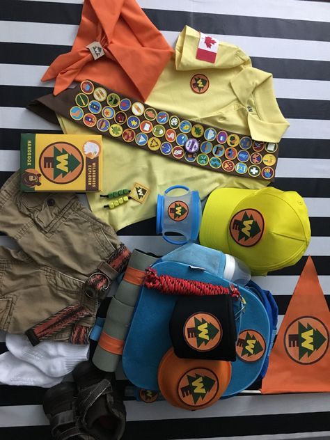 Up Disney Costumes, Russel From Up Costume, Russel Costume, Up Costume Ideas, Disfraz Up, Russell Up Costume, Russell Costume, Russell From Up, Disney Props