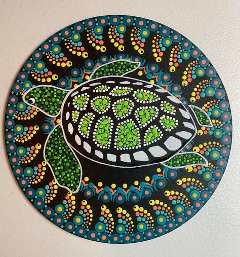 Sea Turtle Dot Art, Jellyfish Dot Painting, Turtle Dot Art, Dot Artwork, Aboriginal Art Symbols, Rhinestone Designs Templates, Painted Rock Animals, Diy Flower Pots, Record Art