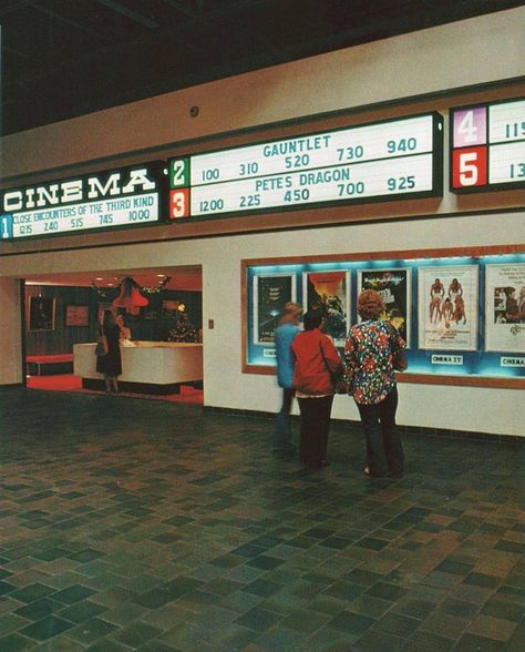 Pleasant Family Shopping: General Cinema's Feature Presentation Here are a few scenes from various General Cinema theatres from 1976 through 1980. If you grew up going to any of their theatres during or around that era, these photos should resonate. Movie Theater Aesthetic, Vintage Movie Theater, Movie Marquee, Pete Dragon, Vintage Mall, Mall Stores, Cinema Theatre, 90s Movies, 80s Movies