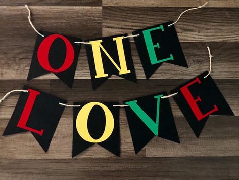 Rasta Wedding, Bob Marley Birthday, Rasta Party, Jamaican Party, Rainbow Themed Birthday Party, Love Banner, First Birthday Themes, 70th Birthday Parties, Boy Decor